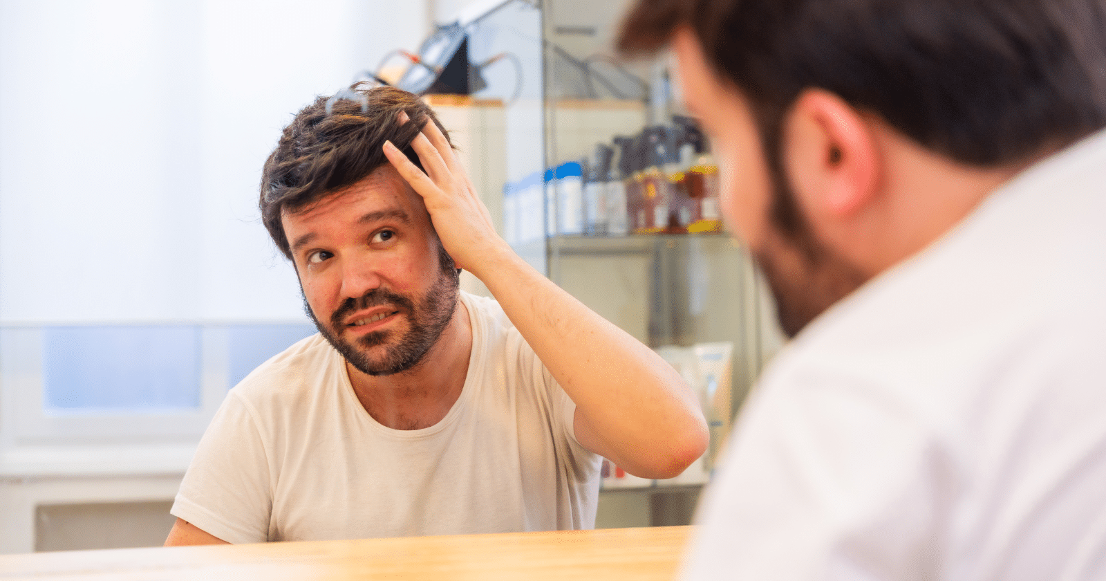 Men who are insecure about their looks often display these 7 unconscious behaviors