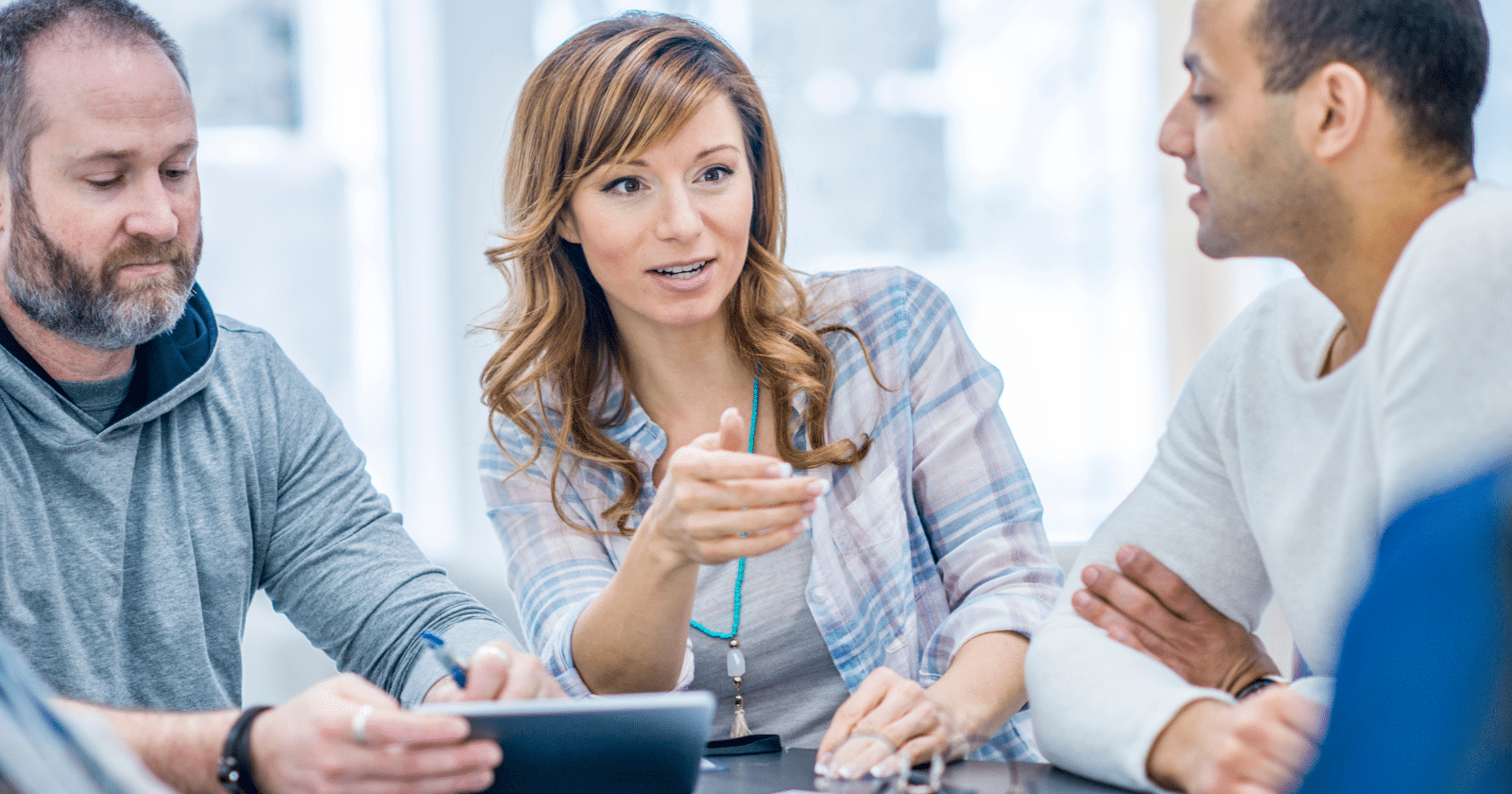 7 signs you’re a natural leader (even if you’re not very confident)