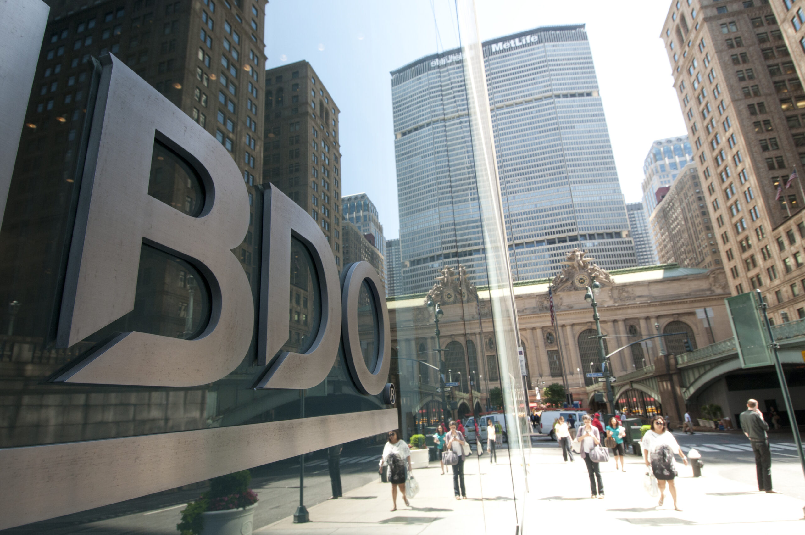 Firm sues BDO Alliance after ouster