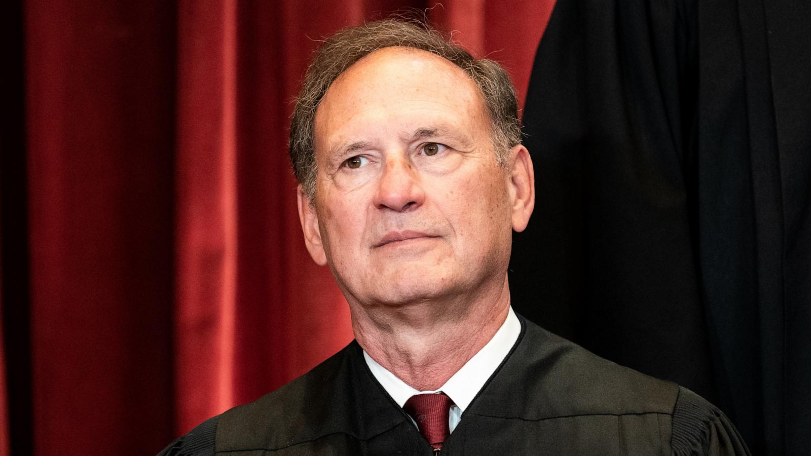 Justice Alito taken to hospital last month after falling ill during event: Sources